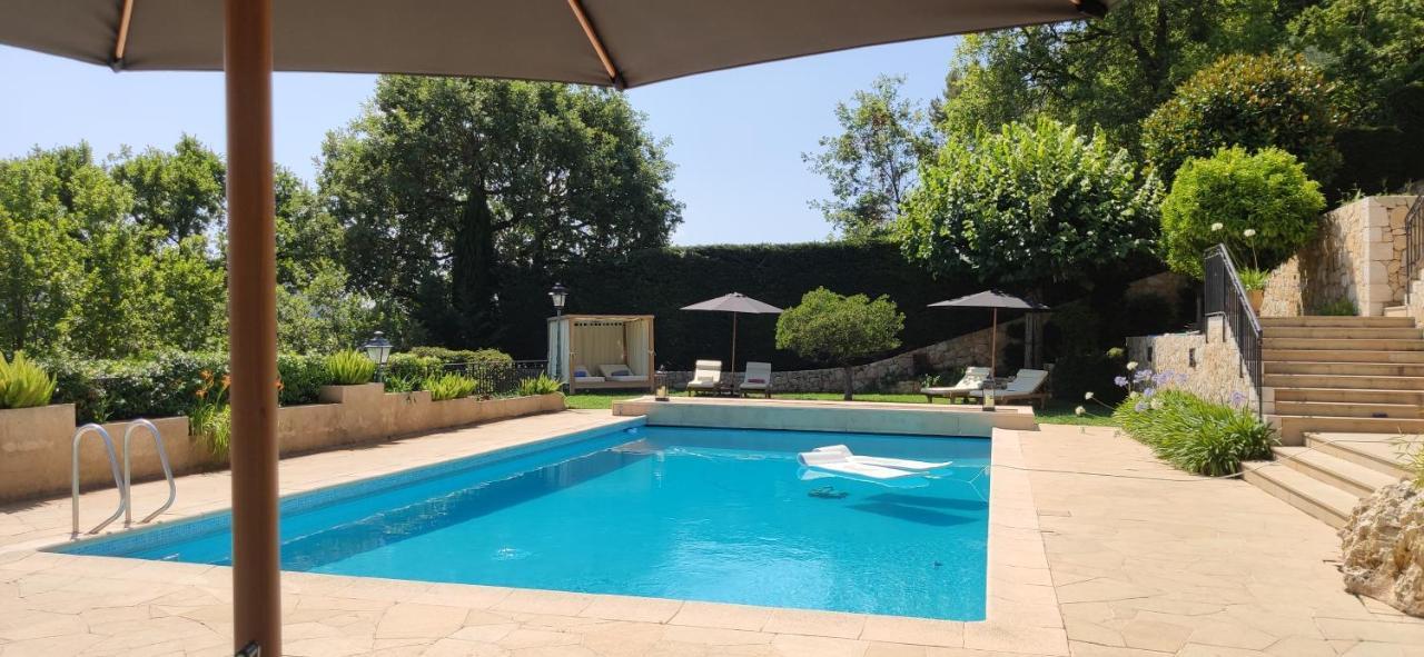 Loup Castel Boutique Hotel B&B Le Bar-sur-Loup Bagian luar foto