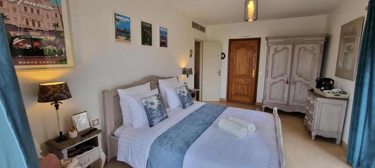 Loup Castel Boutique Hotel B&B Le Bar-sur-Loup Bagian luar foto