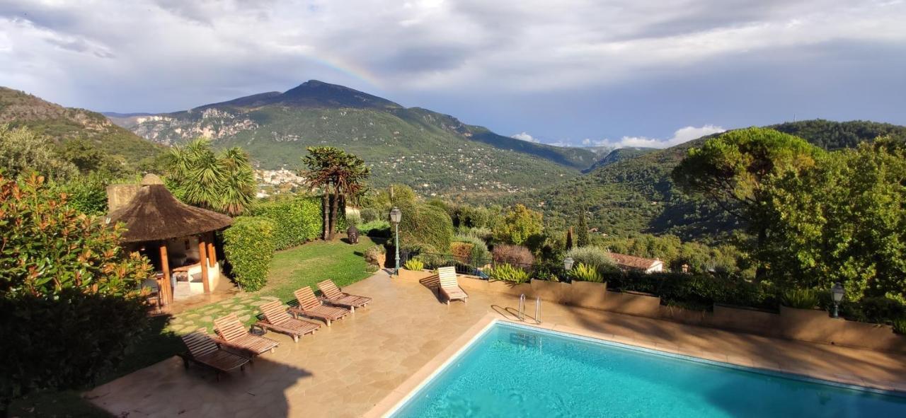 Loup Castel Boutique Hotel B&B Le Bar-sur-Loup Bagian luar foto