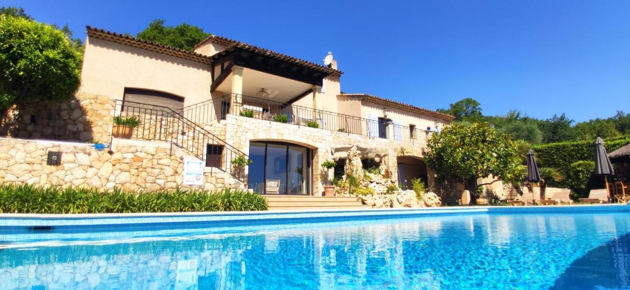 Loup Castel Boutique Hotel B&B Le Bar-sur-Loup Bagian luar foto