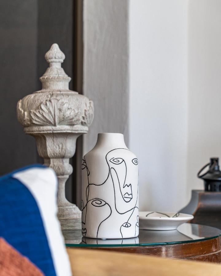 Loup Castel Boutique Hotel B&B Le Bar-sur-Loup Bagian luar foto